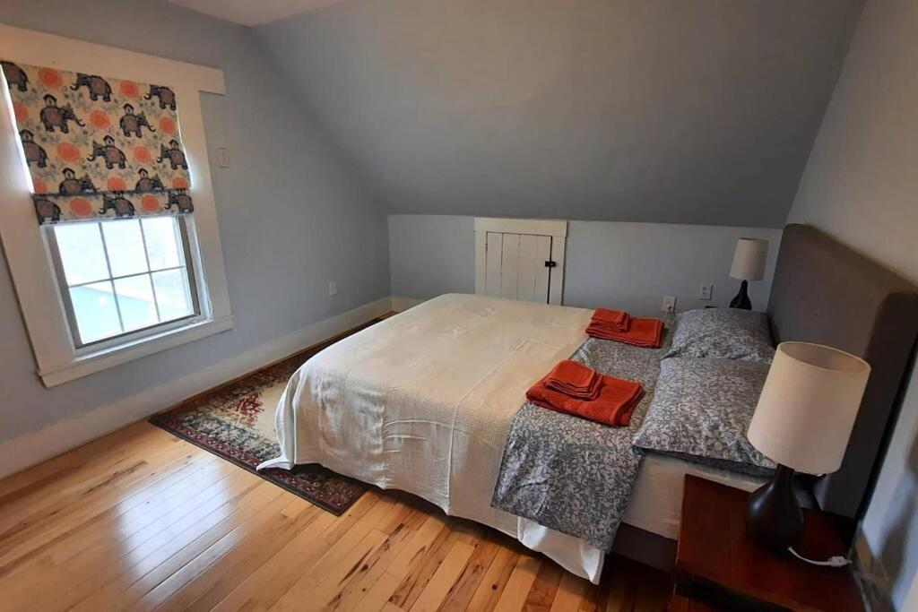 Guest Suite In Historical District Gloucester Bagian luar foto