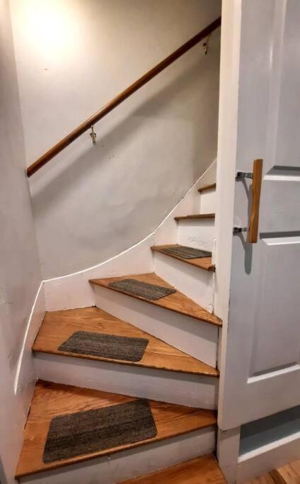 Guest Suite In Historical District Gloucester Bagian luar foto