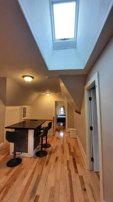 Guest Suite In Historical District Gloucester Bagian luar foto
